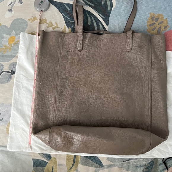 Cuyana Tote  Bag, - Picture 14 of 16